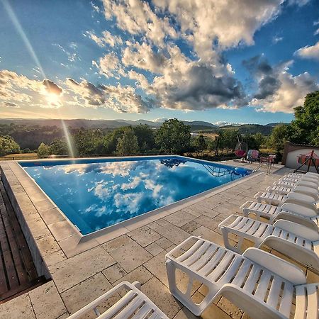 Conacul Lui Bulica Hotel Novaci-Străini Kültér fotó